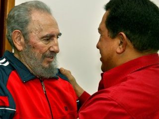 Фидель и Рауль Кастро предоставили Чавесу для поездки в Бразилию самолет Ил-96 авиакомпании "Кубана де Авиасьон", отметил президент и выразил благодарность кубинским руководителям