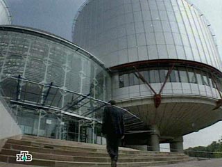 Еще один житель Нижнего Новгорода жалуется на пытки в милиции, но уже в Европейский суд, поскольку не добился справедливости в России