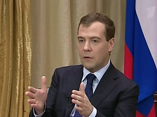 Президент РФ Дмитрий Медведев допускает возможность внесения изменений в закон о равенстве политических партий при освещении их деятельности в СМИ