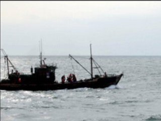 Рыболовные суда КНР покидают район Желтого моря, где проходит т.н. северная разграничительная линия (СРЛ), служащая межкорейской морской границей