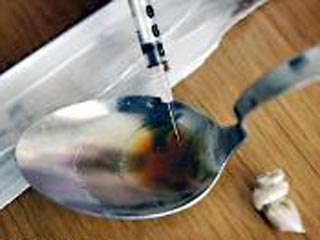 Германский бундестаг (парламент) большинством голосов одобрил использование синтетического героина в качестве лекарства для наркоманов в особо тяжелых случаях сильной наркозависимости