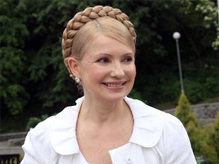 Премьер Украины Юлия Тимошенко фактически подтвердила, что Блок ее имени и ее бывший "заклятый враг" - Партия регионов - намерены объединиться в парламентскую коалицию