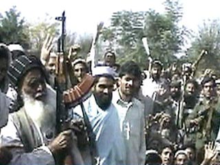 Пакистанские талибы освободили всех школьников и учителей, захваченных в плен три дня назад