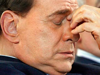 Глава правительства Италии Сильвио Берлускони заявил в четверг на ассамблее Национального объединения ремесленников Confartigianato, что он "стар и устал"