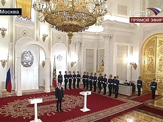 Дмитрий Медведев в пятницу в Кремле вручал Государственные премии. По традиции это происходит 12-го июня. Президент считает, что Россия - страна с высочайшим интеллектуальным потенциалом