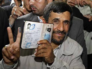 Ахмади Нежад объявил о своей победе на выборах президента Ирана