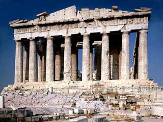 Мраморные скульптуры и фриз знаменитого античного храма Парфенон в древности были раскрашены