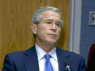 Бывший президент США Джордж Буш-младший раскритиковал политику нынешнего главы государства Барака Обамы, заявив, что проблемы в экономике решит не государственное вмешательство в экономику, а действия частного сектора