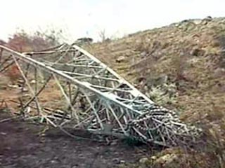 Около грузинского села Мужава Цаленджихского района в понедельник взорвана опорная вышка ЛЭП-500 "Кавкасиони". Экспорт электроэнергии из Грузии в Россию остановлен