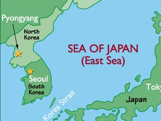 КНДР вновь закрыла для навигации обширный район у своего восточного побережья, впервые сообщив, что такая мера принимается в связи с предстоящими военными учениями