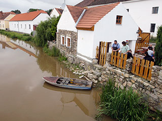 В Чехии ущерб от наводнений, произошедших на прошлой неделе, по подсчету экспертов Министерства по вопросам охраны окружающей среды, превысит 5,6 млрд крон (более 200 млн евро)
