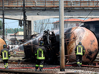 В Италии скончались два маленьких ребенка, получившие сильнейшие ожоги в результате взрыва газовых цистерн на вокзале итальянского города Виареджо