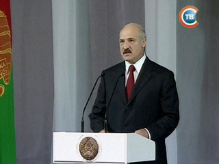 Белоруссия отмечает День Независимости и 65-ю годовщину освобождения республики от немецко-фашистских захватчиков