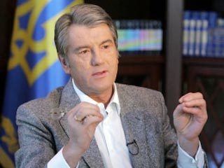 Москва обвиняет Ющенко в "идиотизме": он боится русских проектов на Украине