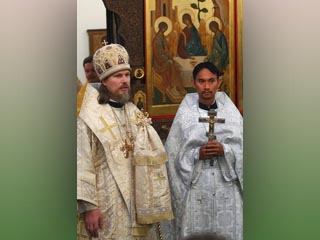 В связи с ростом православной паствы из местного населения, а также открытием новых православных приходов в Таиланде диакон Даниил Ванна  был рукоположен епископом Марком во священники