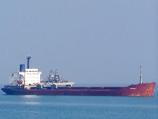 Корабль ВМС Индии пытался предотвратить захват турецкого судна Horizon-1 сомалийскими пиратами в Аденском заливе, однако только навредил