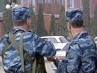 Неизвестные обстреляли в среду машину судебного пристава в Назрановском районе Ингушетии