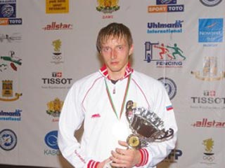 Чемпионом Европы по фехтованию на саблях неожиданно стал 22-летний россиянин 