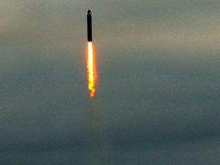 Два ракетных пуска, которые российские атомные подлодки произвели из района Северного полюса, стали сюрпризом для средств предупреждения о ракетном нападении США и НАТО