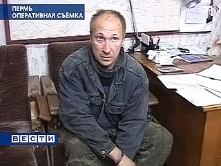 Пермский инкассатор Александр Шурман, которого подозревают в краже рекордной суммы в 250 млн рублей, начал писать книгу "Как я ограбил Грефа"