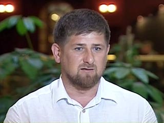 Президент Чечни Рамзан Кадыров, которого правозащитники обвиняют в причастности к похищению и убийству их коллеги Натальи Эстемировой, будет судиться с центром "Мемориал"