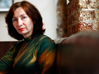 Сотрудница "Мемориала" и лауреат многих известных правозащитных премий, Эстемирова была похищена 15 июля в Грозном. Ближе к вечеру того же дня ее нашли убитой в Ингушетии