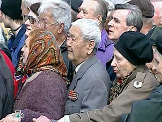 Низкий уровень пенсионного обеспечения заставляет россиян работать и после наступления возраста выхода на пенсию
