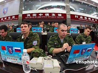 Главы Генштабов РФ и Китая открыли совместные антитеррористические учения "Мирная миссия-2009"