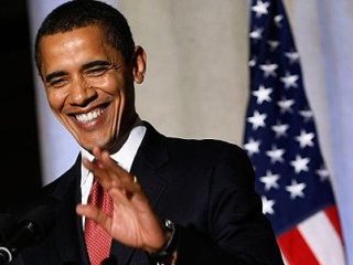 Властям США удалось отодвинуть национальную экономику "от края пропасти". С таким заявлением выступил на пресс-конференции в Белом доме президент США Барак Обама
