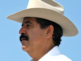 Свергнутый президент Гондураса Мануэль Селайя своим возвращением на родину "не хочет спровоцировать гражданскую войну" в центральноамериканской стране