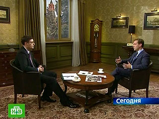 Медведев рассказал НТВ о внешней политике, борьбе с коррупцией и стремлении Украины и Грузии в НАТО