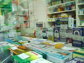 Медведев против жесткого регулирования цен на лекарства "по-путински": оно должно быть аккуратным