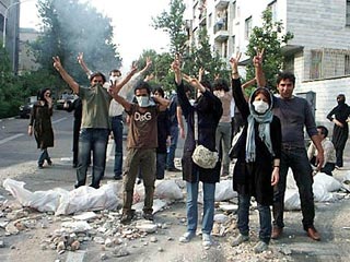 На судебном процессе в Тегеране прокурор обвинил Запад в провоцировании беспорядков