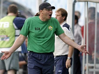 Руководство футбольного клуба "Кубань" приняло решение прекратить трудовые отношения с исполняющим обязанности главного тренера команды Сергеем Овчинниковым