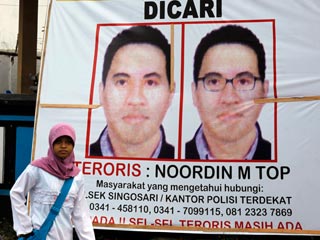 После анализа ДНК главный террорист Индонезии вновь "воскрес"