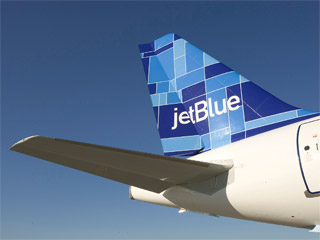 Американская бюджетная авиакомпания JetBlue Airways выпустила в продажу проездные авиабилеты с месячным сроком действия