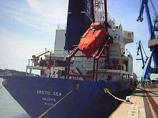 Arctic Sea с грузом пиломатериалов на сумму около 2 миллионов долларов вышел 22 июля из финского порта Якобстад (Пиетарсаари) курсом на Алжир