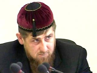 Жертвами убийства стали два мужчины и три женщины. В живых остались двое детей - 1,5 и 3 лет. Президент Чечни возмутился чудовищностью преступления