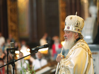 Патриарх Кирилл, поздравляя верующих с праздником, призвал их в проповеди помнить о реальности Царствия Божия