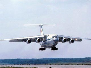 На подмосковный военный аэродром Чкаловский в четверг в 10:40 утра прибыл самолет военно-транспортной авиации Ил-76, на борту которого находятся 15 членов экипажа сухогруза Arctic Sea