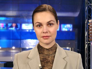 Многолетняя ведущая программы "Время" на Первом канале Екатерина Андреева отстранена от эфира, сообщают российские СМИ