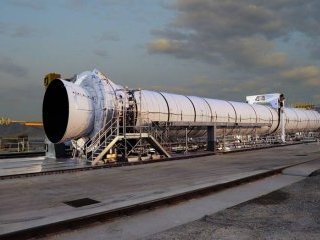 На полигоне в пустыне штата Юта отменены плановые испытания ускорителя ракеты-носителя Ares-1, построенной для выведения на околоземную орбиту космических кораблей нового поколения Orion