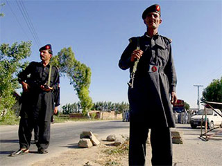 Мощный взрыв прогремел в воскресенье в пакистанской долине Сват на северо-западе страны, погибли 12 человек