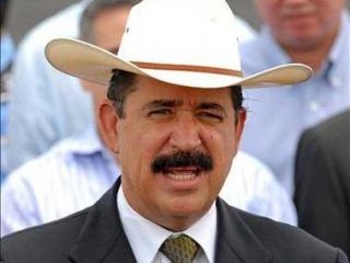 Отстраненный от власти президент Гондураса Мануэль Селайя вновь прибыл в США для переговоров в Организации американских государств