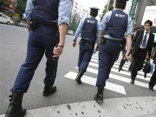 Японская полиция арестовала армейского офицера, который похитил и передал частному бизнесмену базу данных на 140 тысяч военнослужащих: практически весь личный состав сухопутных сил
