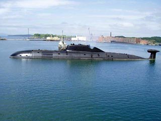 Завершить приемо-сдаточные испытания атомной субмарины "Нерпа", строящейся на Амурском судостроительном заводе, и передать ее в лизинг индийским ВМС планируется весной 2010 года