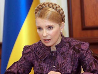Премьер-министр Украины Юлия Тимошенко опровергла в четверг на заседании правительства информацию о снижении в 2010 году транзитной ставки на природный газ из России