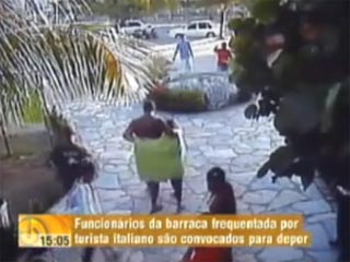 Итальянцу в Бразилии грозит 15 лет заключения за отцовский поцелуй
