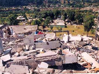 Южноосетинский город Квайса, серьезно пострадавший от недавнего мощного землетрясения в Грузии, вот уже несколько дней приковывает к себе внимание местных СМИ