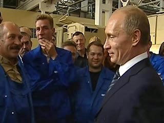 Во время визита в Тулу премьер-министр РФ Владимир Путин в очередной раз остался без часов - на этот раз стоимостью 6 тыс. долларов